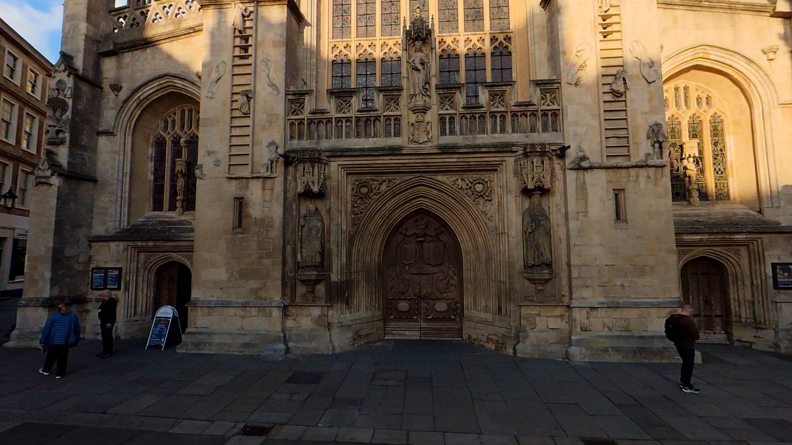 The same Bath Abbey moment as a flat 16:9 shot, like a regular camera, reframed by Spatial Film DJI 360 Reframe.
